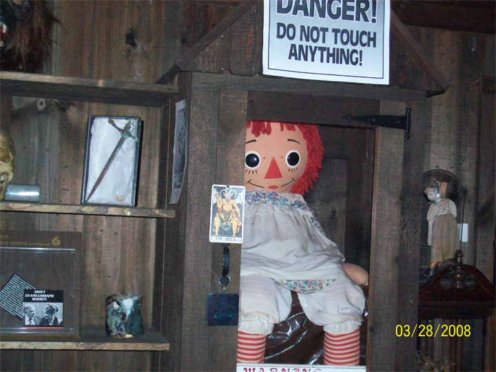 Annabelle : la terrifiante poupée en vente sur le Bon Coin - Purebreak