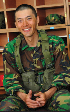 [NEWS] Hyun Bin takes a break from military service | Daily K Pop News