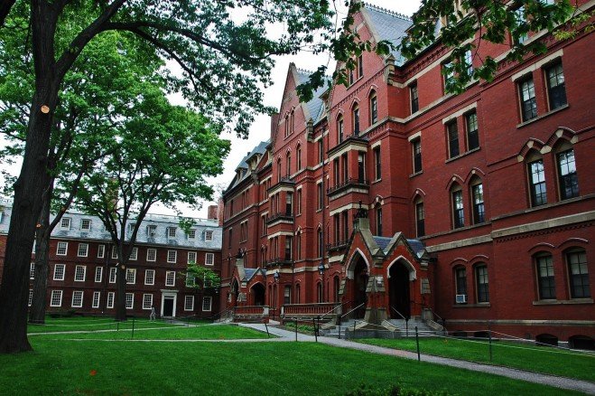 LA UNIVERSIDAD DE HARVARD, EE.UU