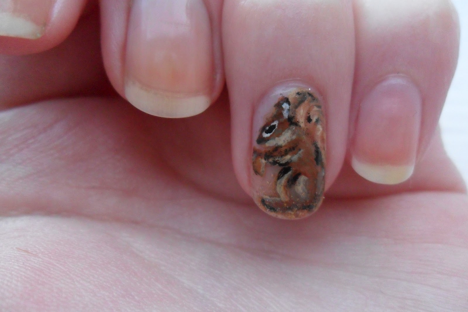 Sara Fisk; Nail Art Squirrel & acorn nails part 1