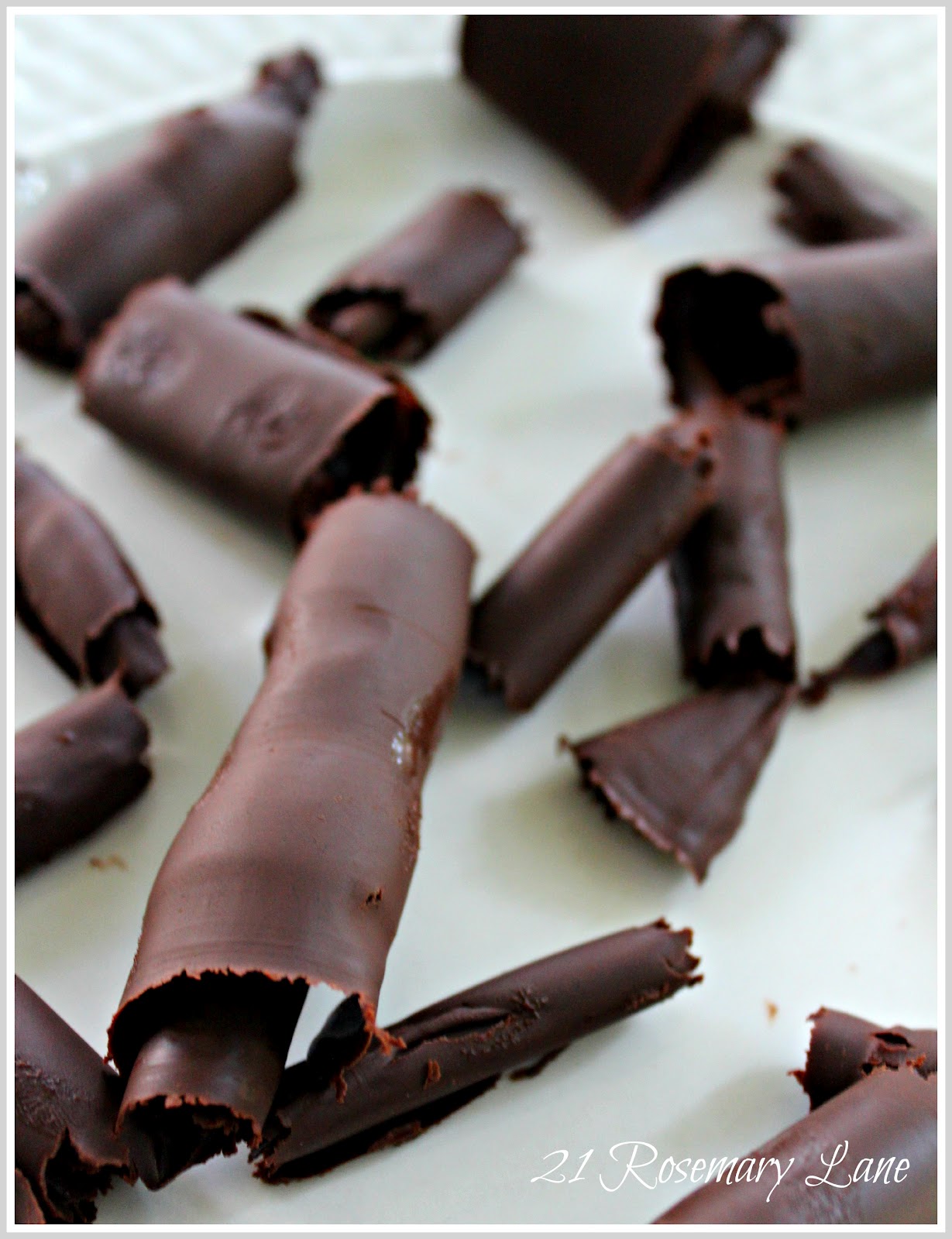 21 Rosemary Lane How to Make Chocolate Curls