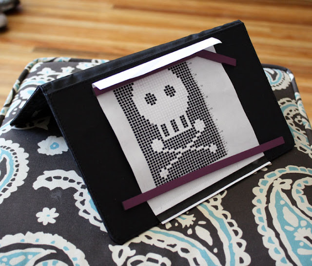 Vegan Craftastic: Knit Picks Chart Keeper - A Review