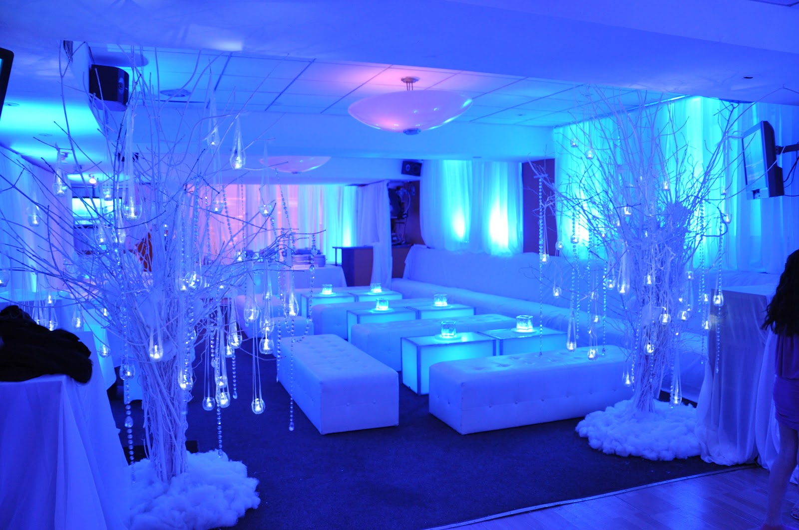 Lounge Decor In Our Last Bat Mitzvah Winter Wonderland Davinci
