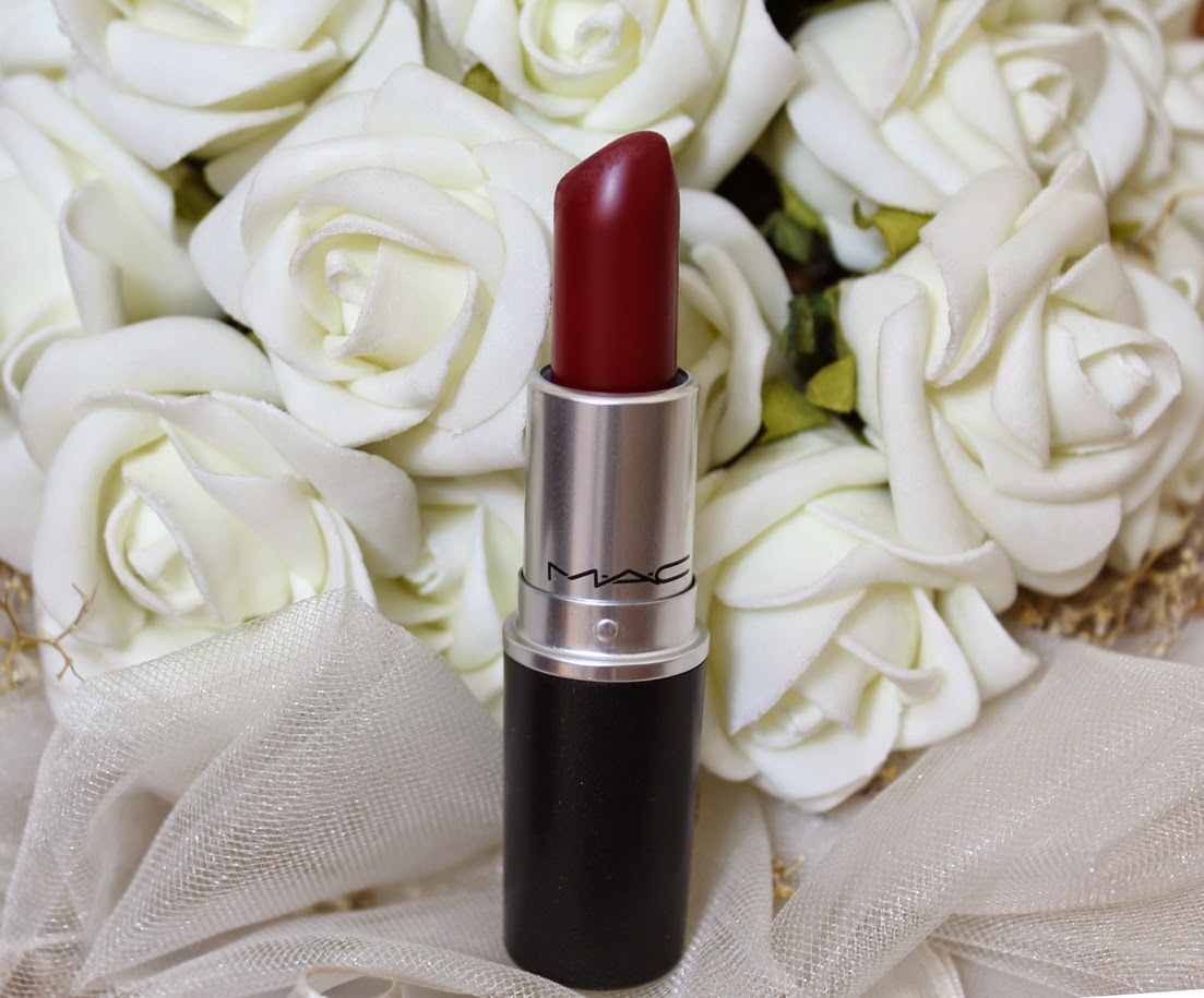 M A C Diva Ruj Ve M A C Vino Dudak Kalemi Tipik Terazi Kozmetik Blogu Makyaj Guzellik Bakim Moda