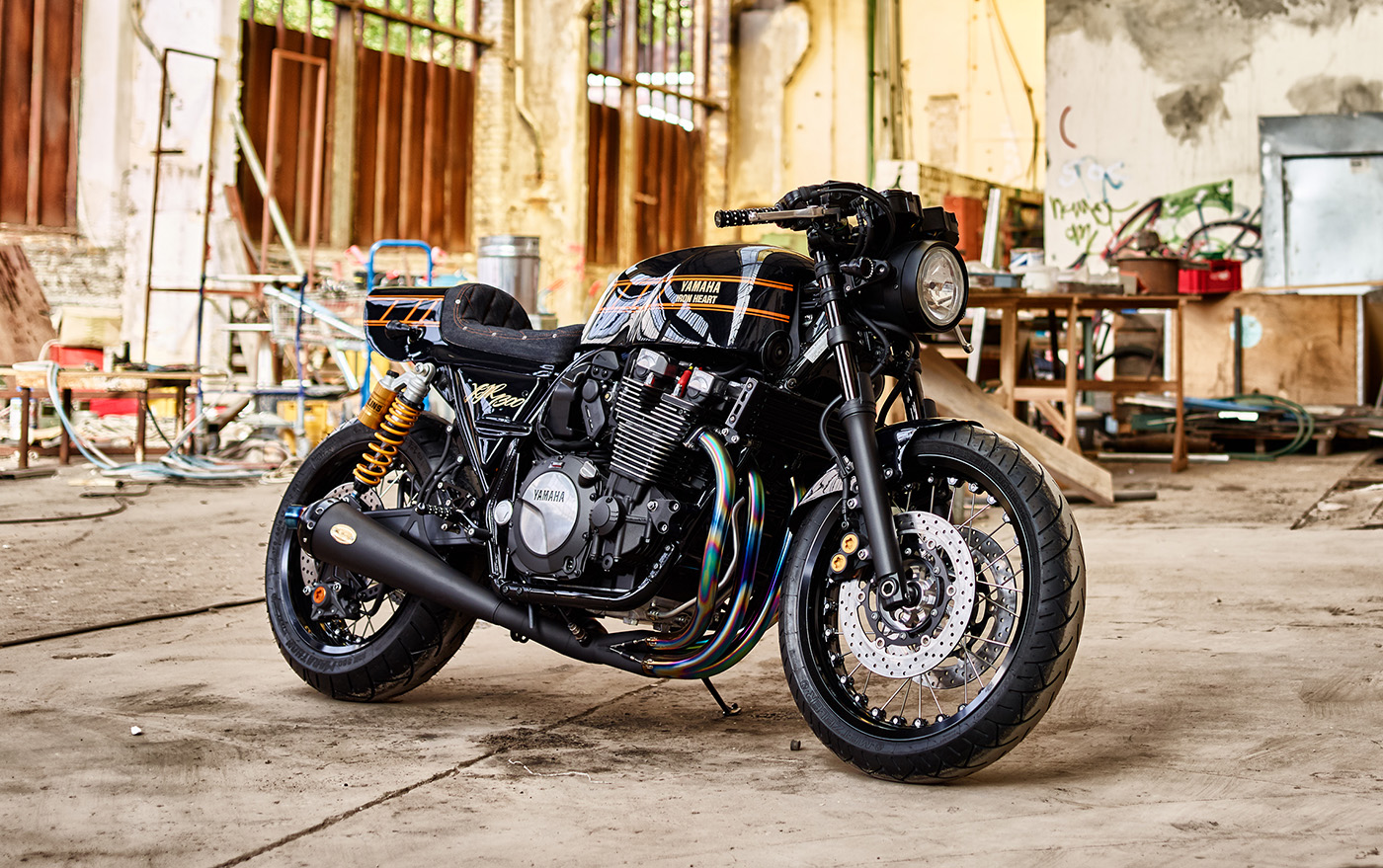 Racing Cafè Yamaha XJR 1300 "Iron Heart" by Ken's Factory
