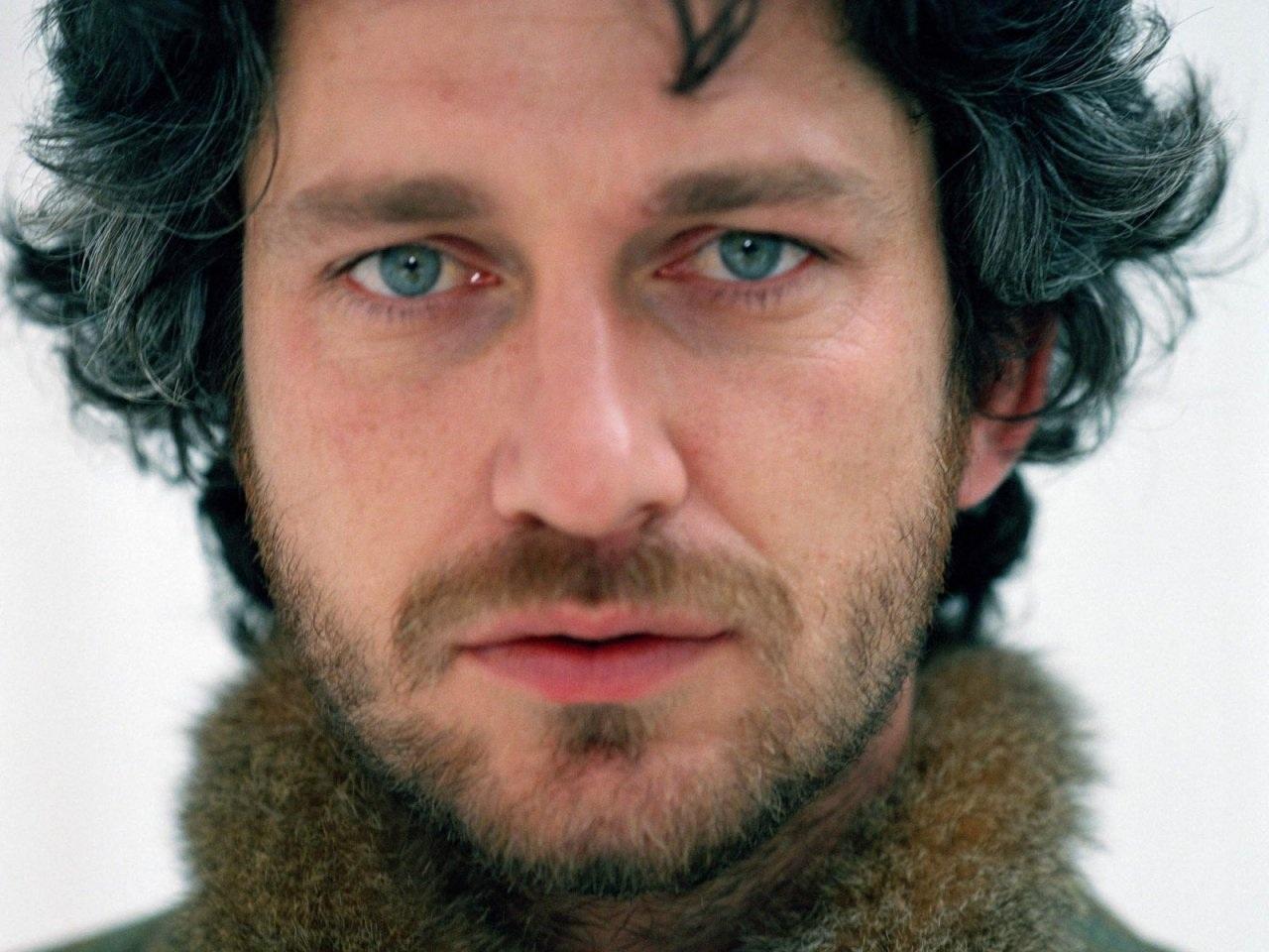 Beautiful Hairy Men: Gerard Butler Gerard Butler 2016
