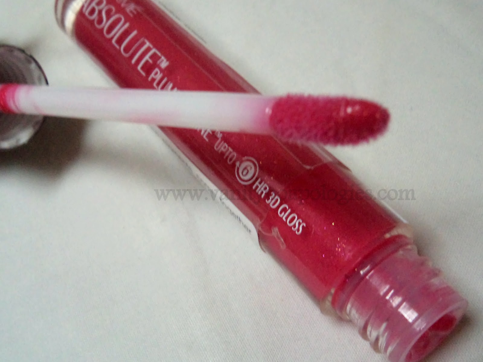 Lakme Absolute Plump and Shine Lipgloss Candy Shine Review, Swatches