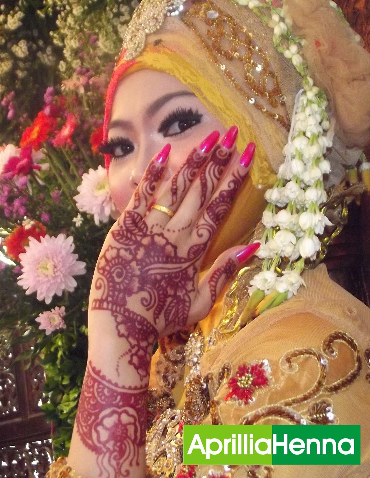 HENNA PERNIKAHAN Snapshot HENNA PERNIKAHAN Snapshot