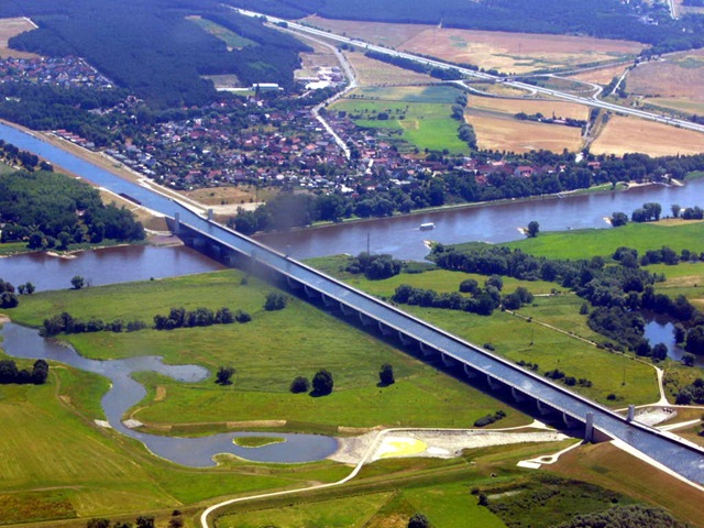  Магдебургский водный мост. Фото