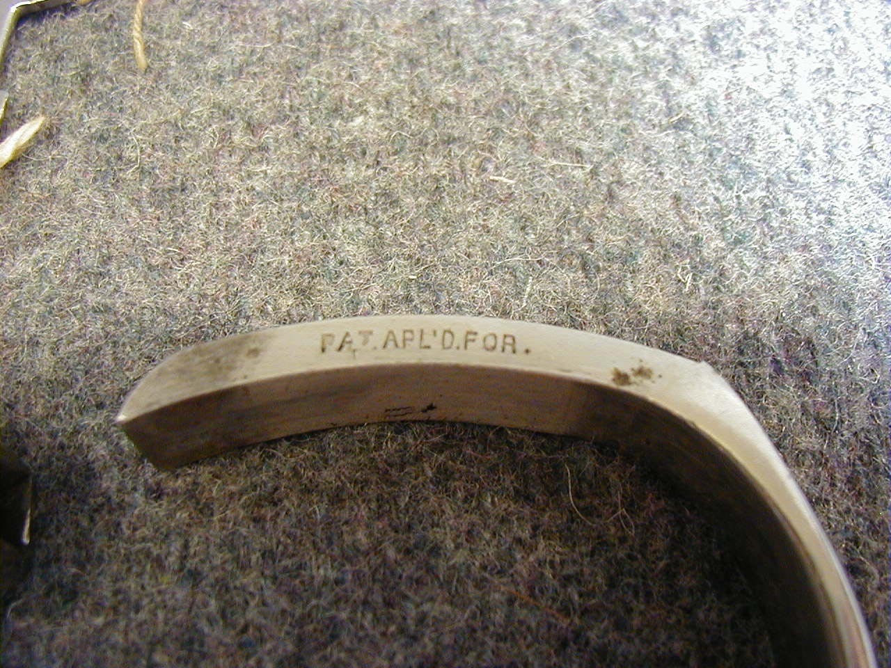 RestraintsBlog VINTAGE BEAN GIANT 1887 HANDCUFFS