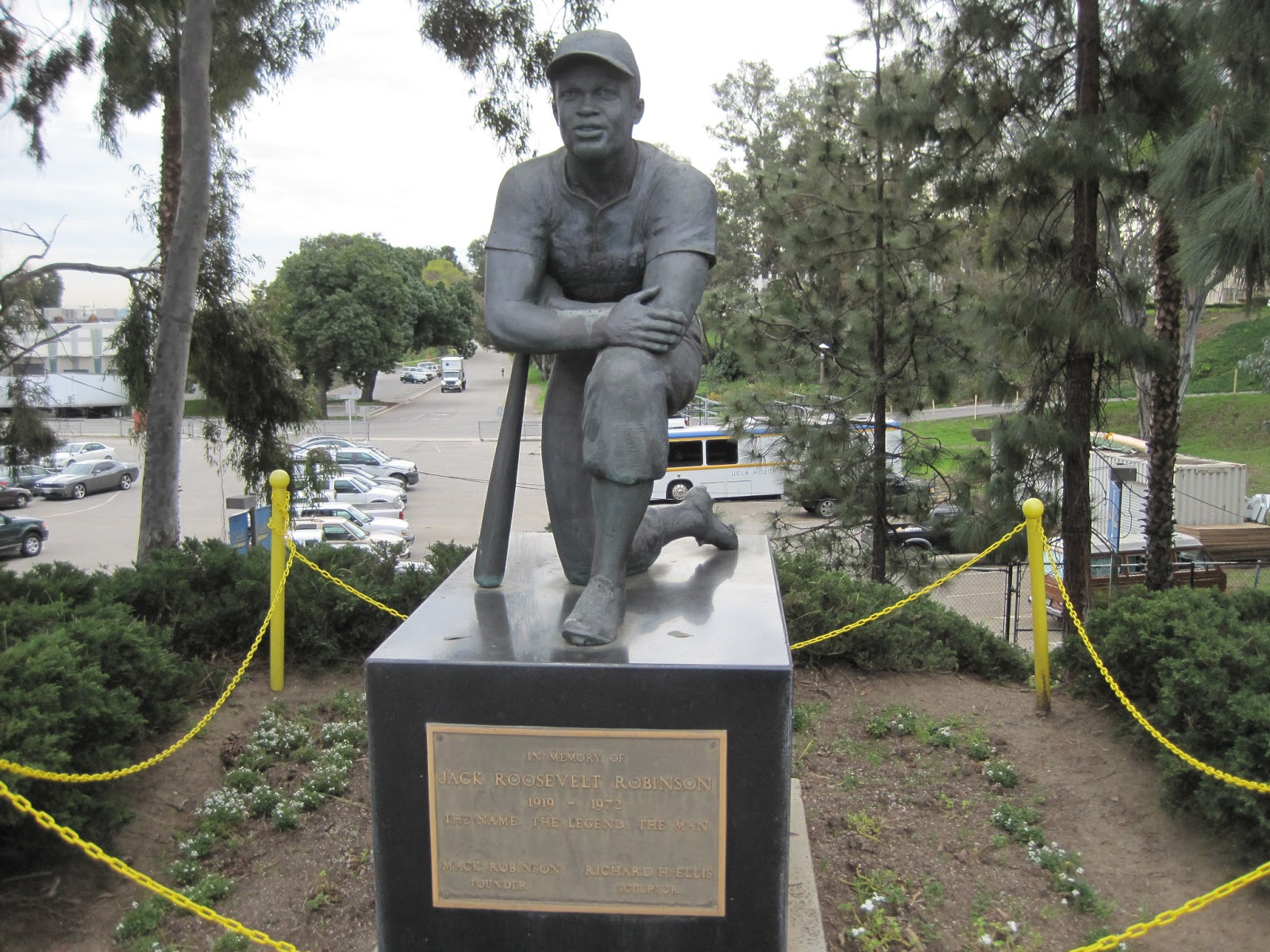 David's Autograph Signings UCLA Alumni Game 2213