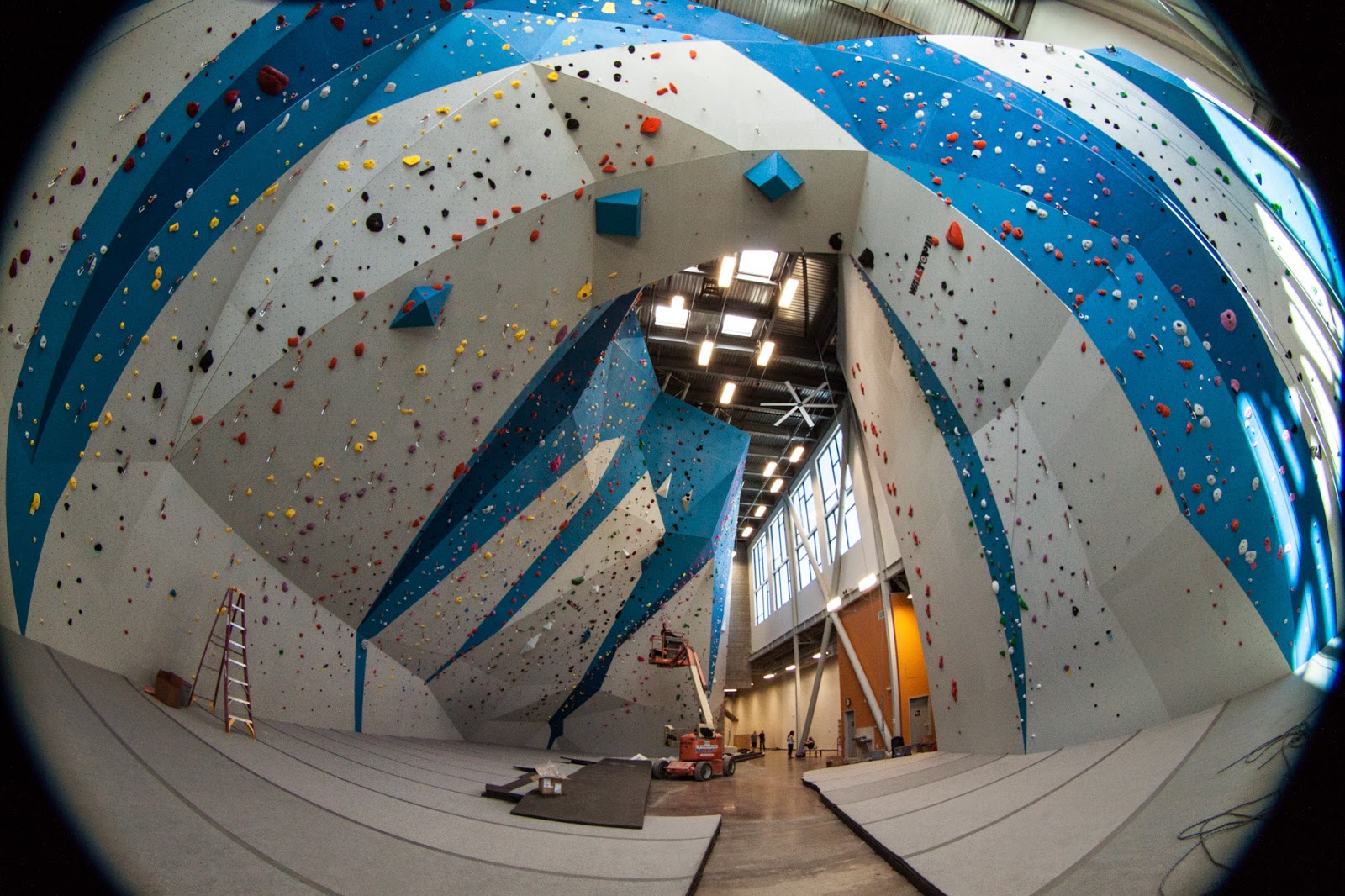 Momentum Climbing Team The new Millcreek gym and the Momentum Team