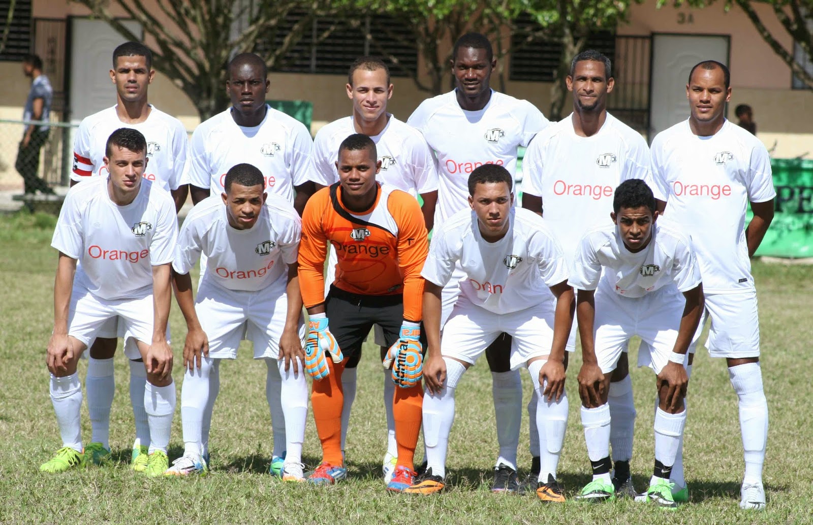 AUGER CONSOLIDA EL LIDERATO Y JARABACOA GANA EL CLÁSICO DEL CIBAO