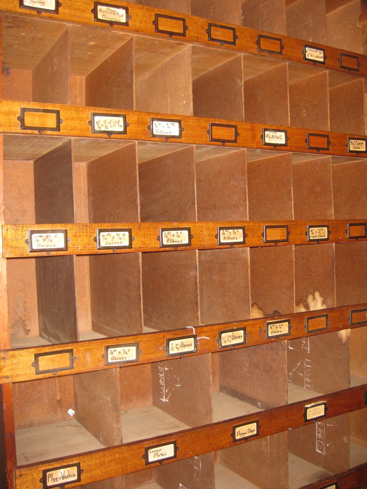 Nook Vintage Timber Pigeon Holes