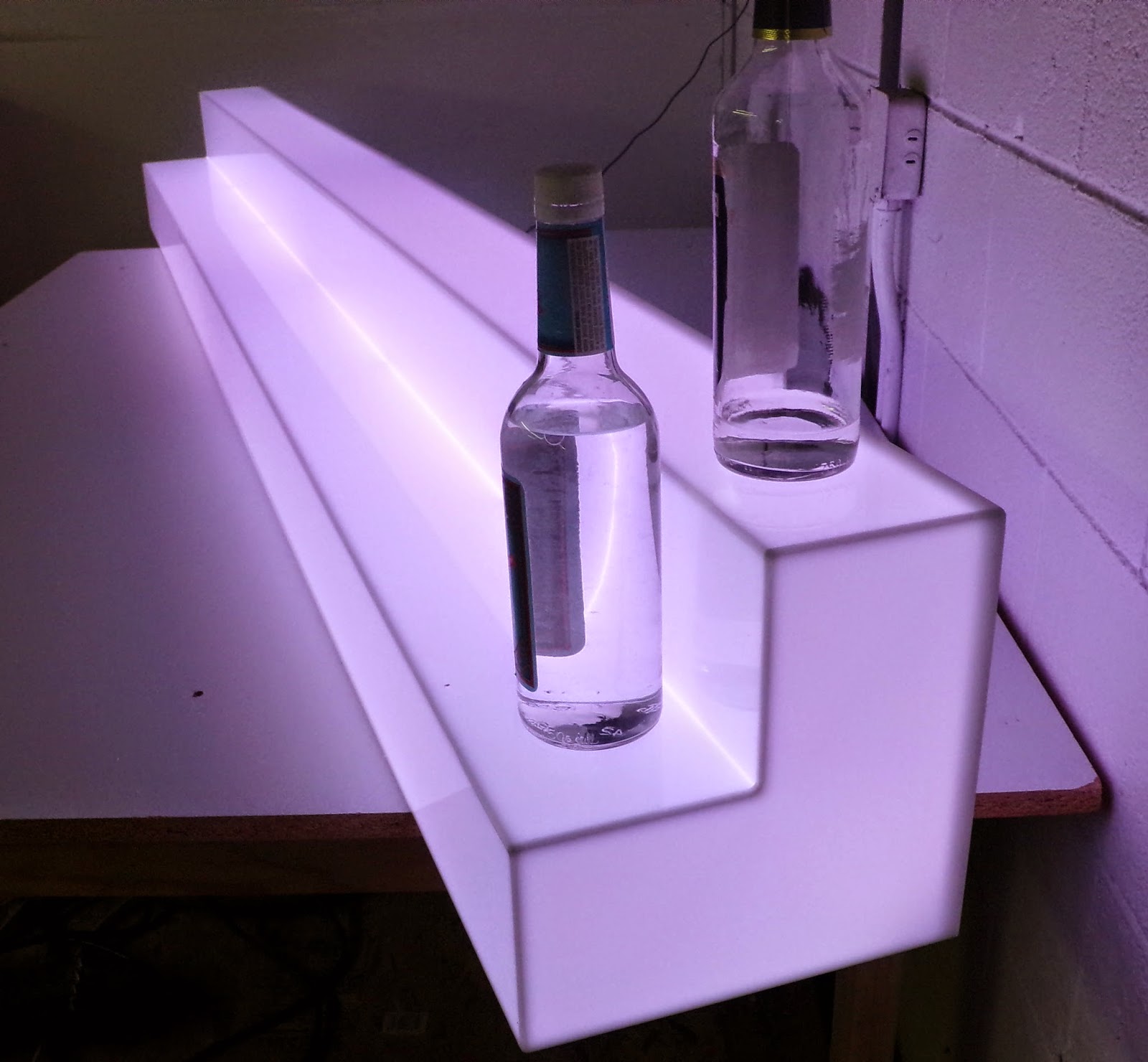 BarChefs Lighted Bottle Steps