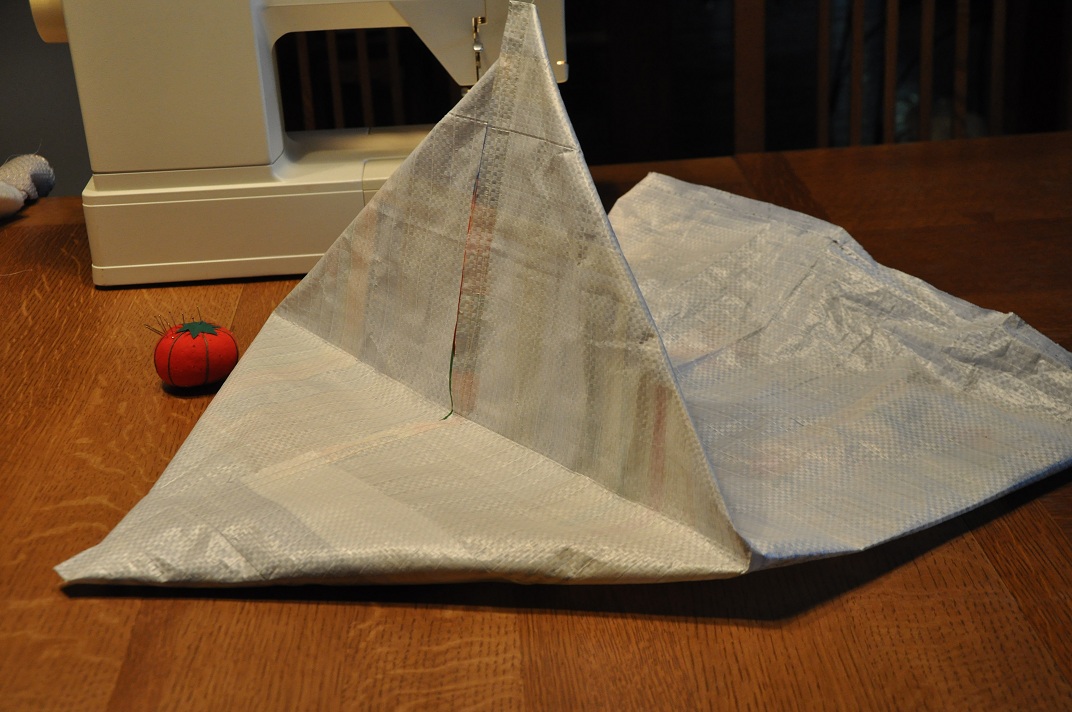 DIY Chicken Feed Sack Tote Community Chickens