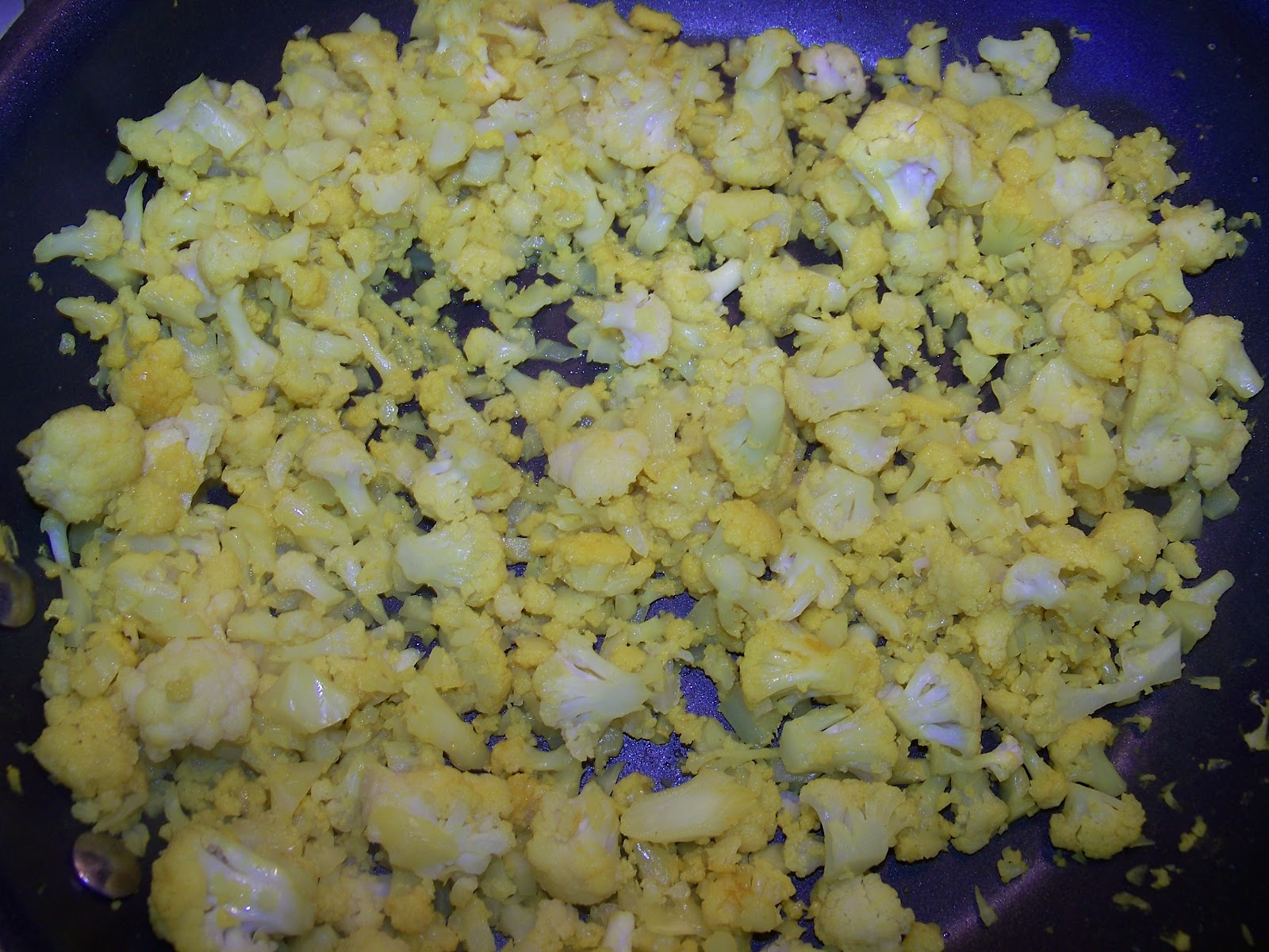 Kitchen Simmer Cauliflower Mellun (Sri Lankan Curry)