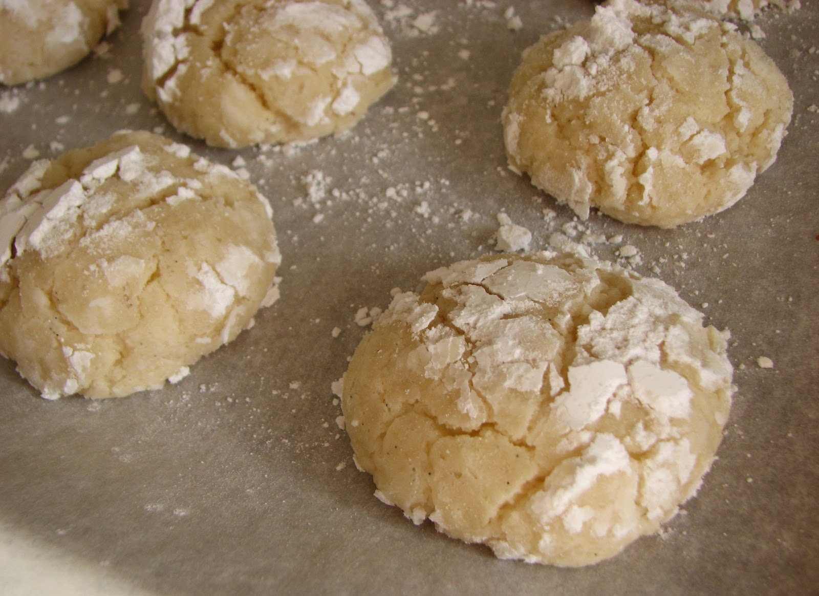 Delectably Mine Gooey Cream Cheese Butter Cookies