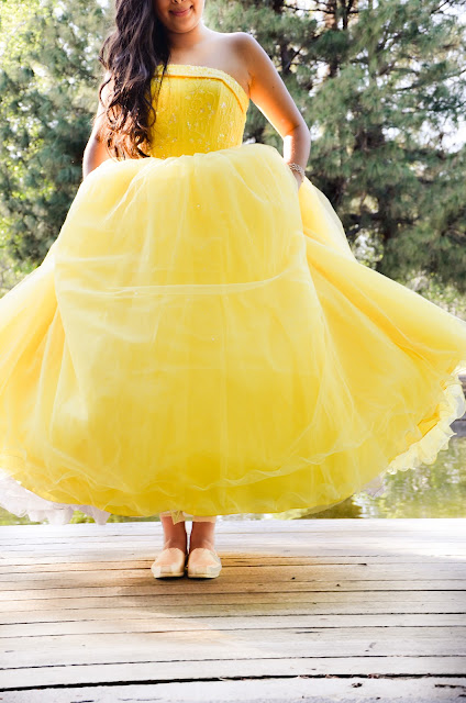 Kincannon Photography is a quinceanera photographer in orange county, specializing in families, family events and couples.