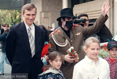 Fotos Com Historia  Michael Jackson na Polônia (Depoimento de Fã) Michael+jackson+polonia+%2811%29