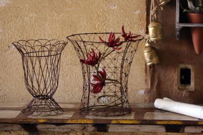 Wire Urn