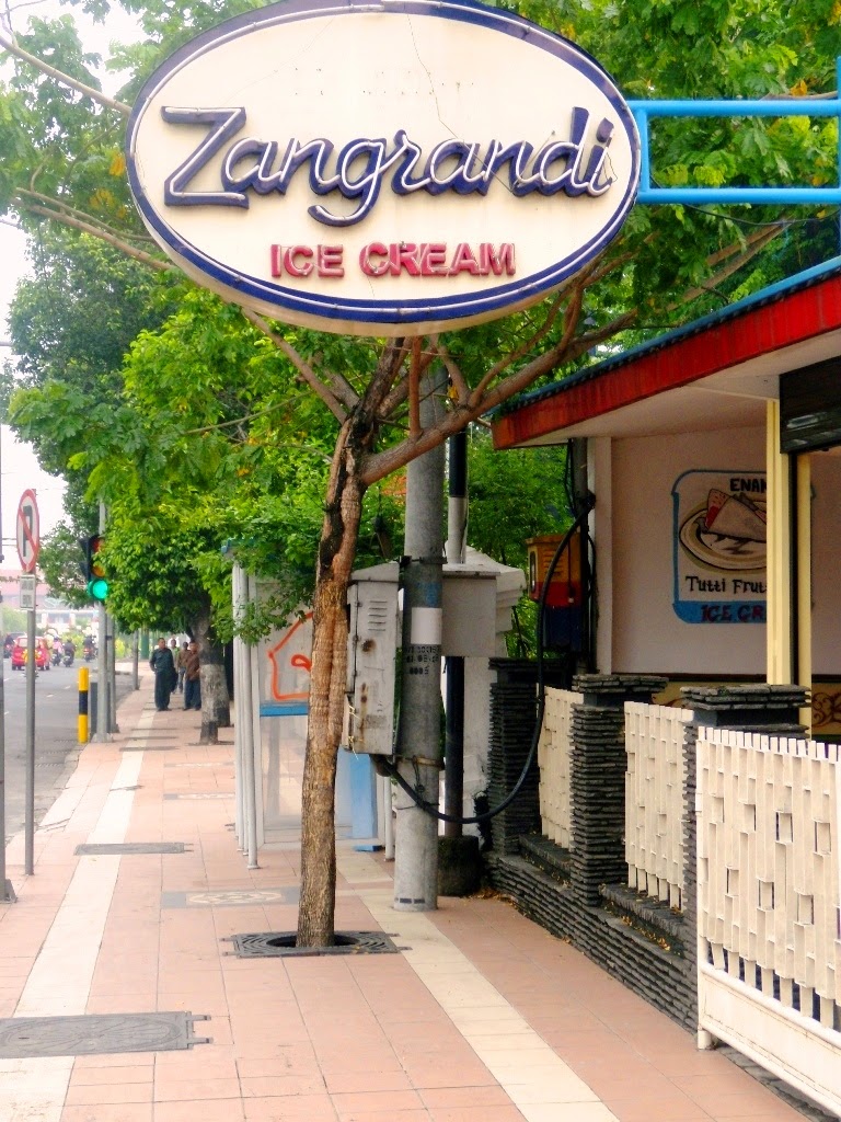 Serba Serbi Kuliner Surabaya Zangrandi