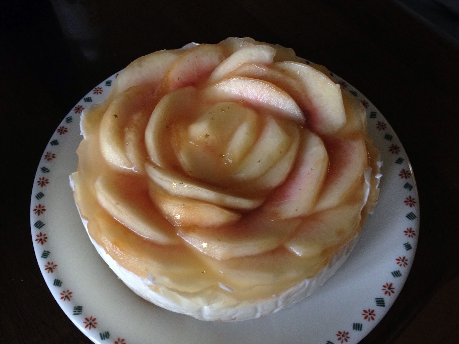 なかよしかな 桃のヨーグルトムースケーキできた