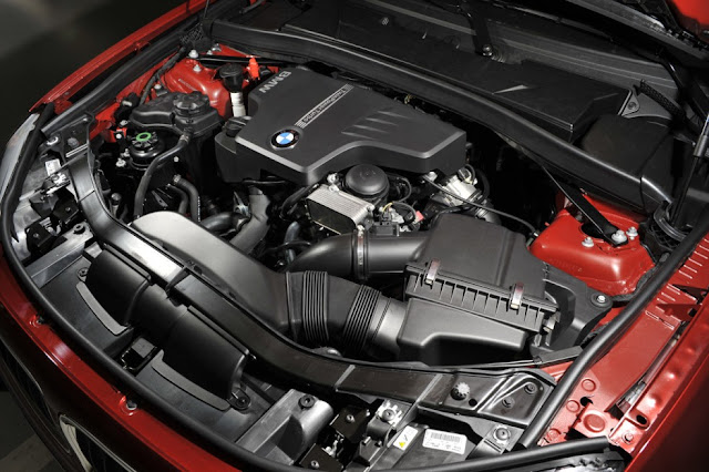 Лучший двигатель BMW 2012 года