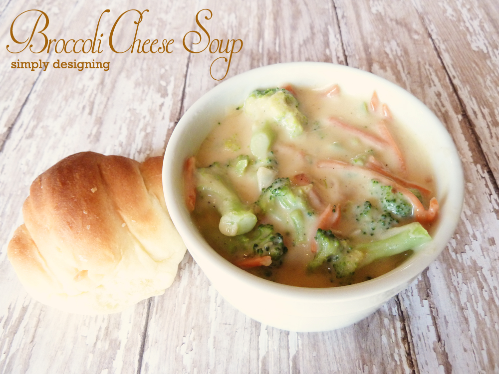Broccoli Cheese Soup | #recipes #soup