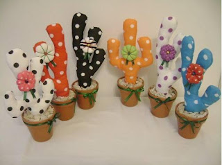 Cactus de tela en macetitas Cactus+souvenirs