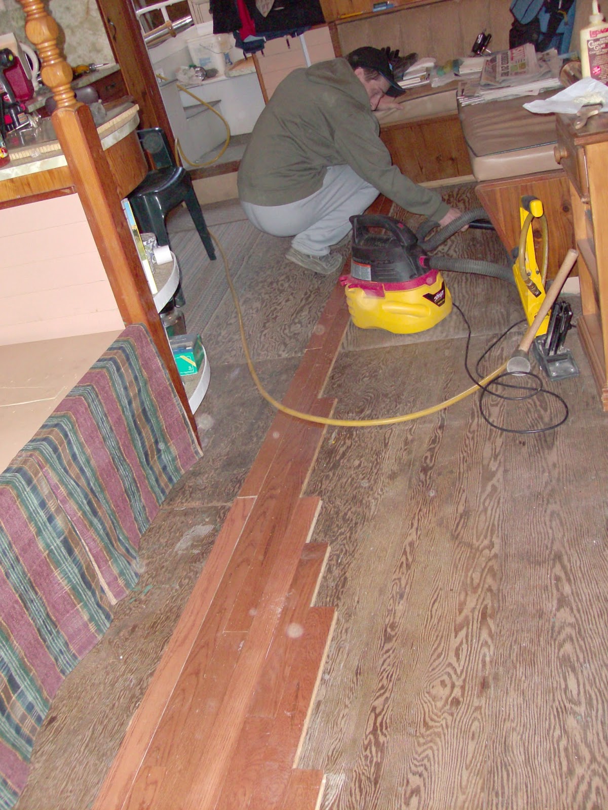 Adventures With Linda And Sea Enna Diy Installing Hardwood