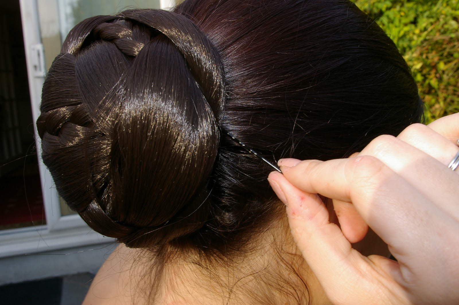The Fuss Free Way to Fabulicious Hair, Clip In Buns! I Am Fabulicious