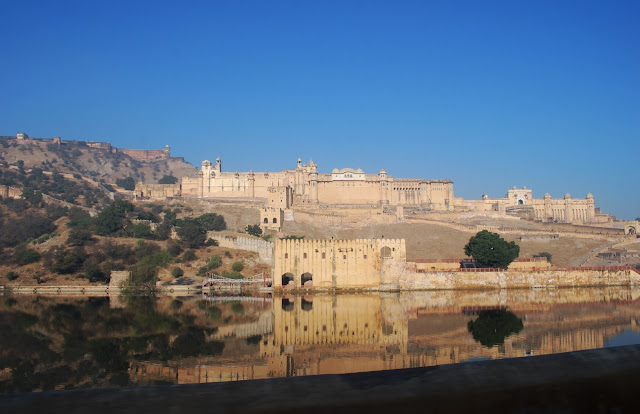 The Intercontinental Gardener Gardens At The Amber Fort Jaipur