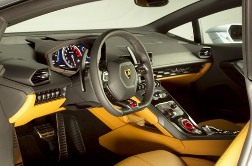  Lamborghini Huracan Interior