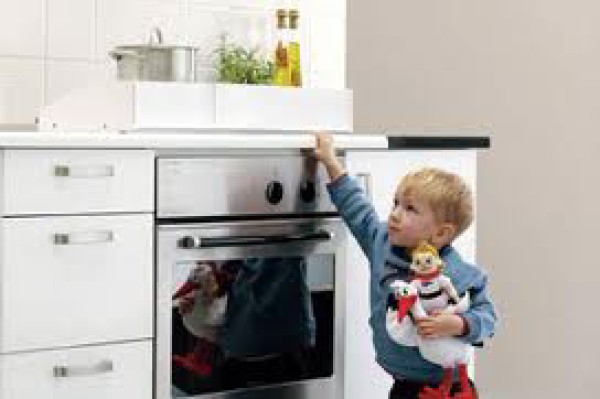 PREVENCIÓN DE ACCIDENTES EN NIÑOS: PARTE 1 ~ CORRE SALTA Y CUIDATE