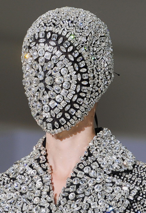 Total Inspiration maison martin margiela crystal mask