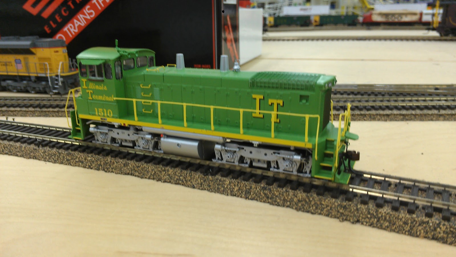 Bill Baar's Trains Lombard Hobbies Feb 14, 2012 Checking out new