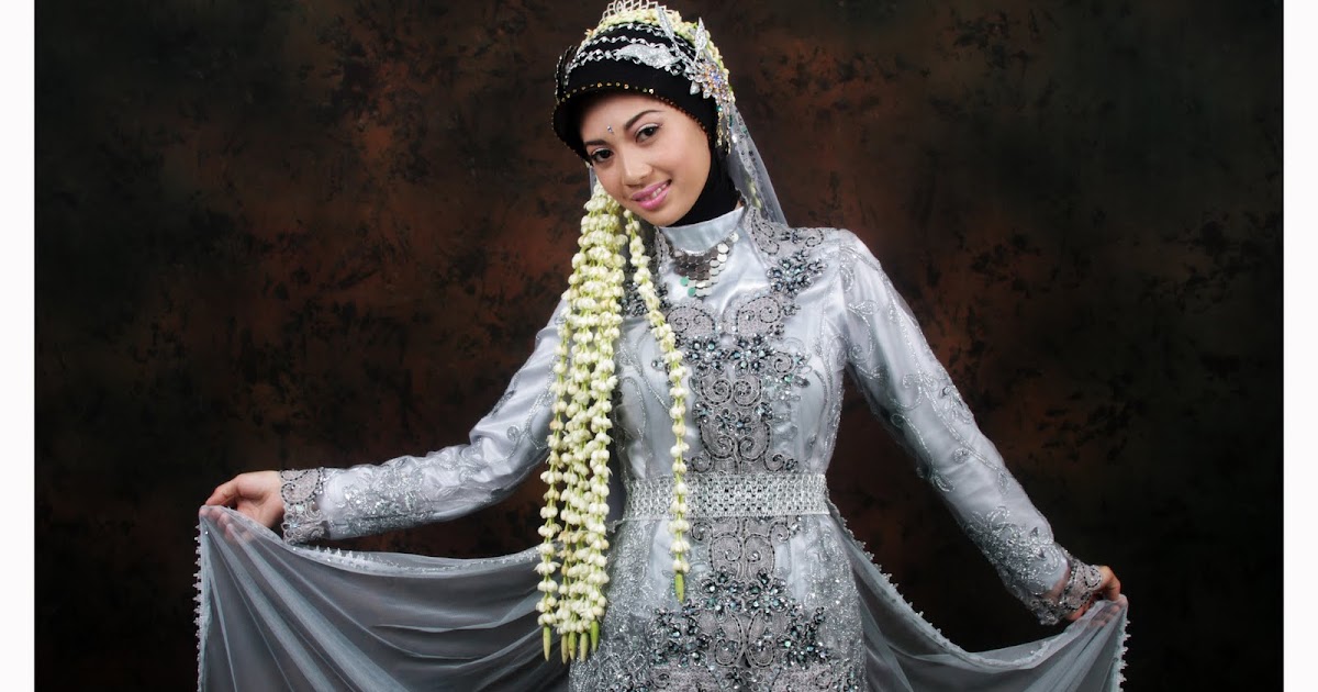 model kebaya pengantin muslimah etnik