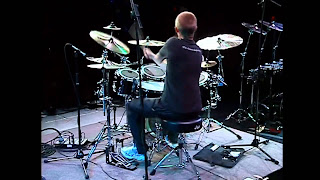Mike Orris dalam modern drummer festival 2003, jual dvd drum, tutorial drum, belajar drum, lesson drum,
