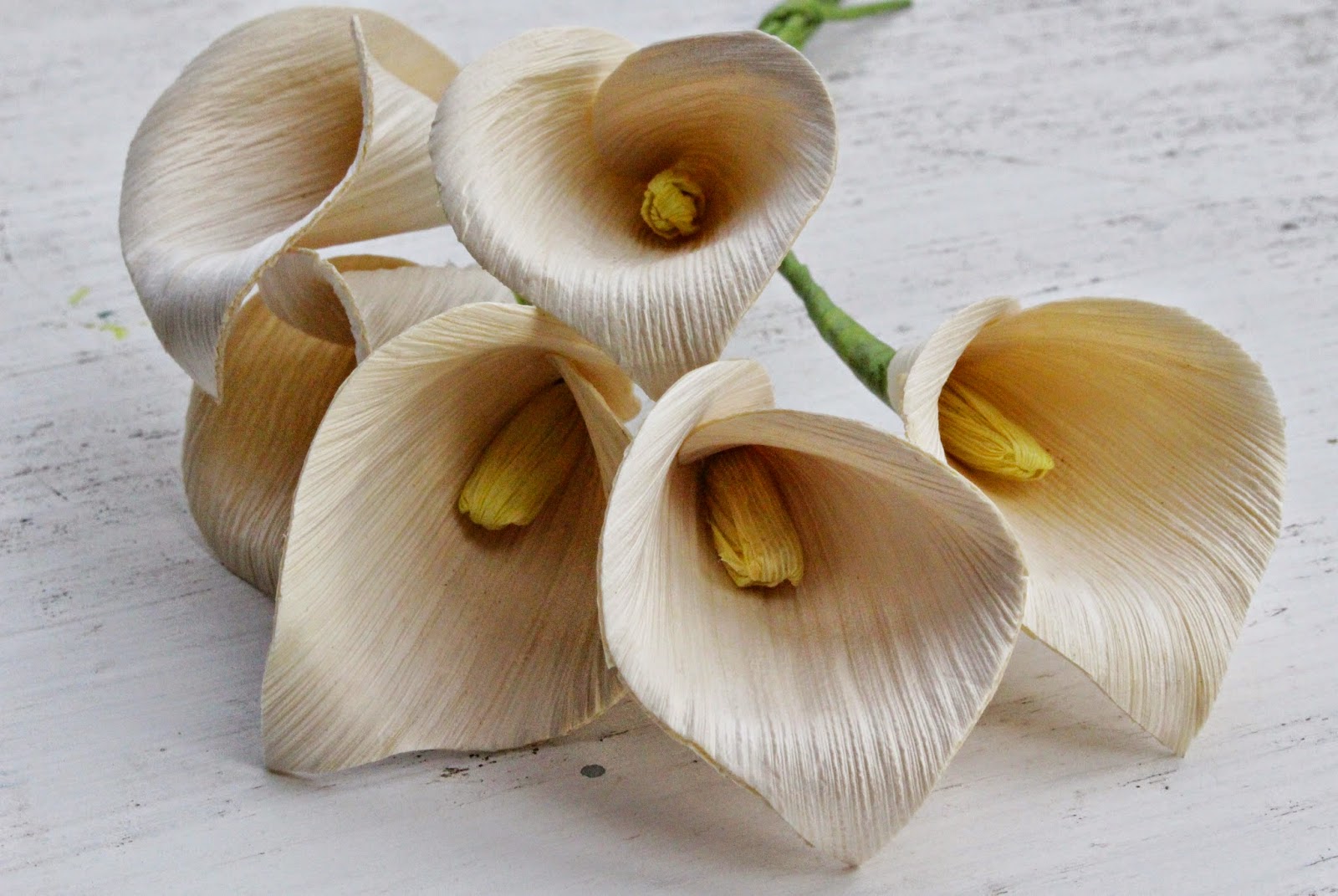 DIY How To Make Calla Lily Flowers Using Dried Corn Husks Reduce
