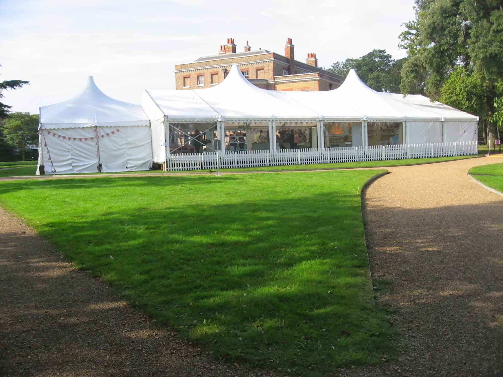 Bowlzee's Little Eye: Great British Bake Off filming this week