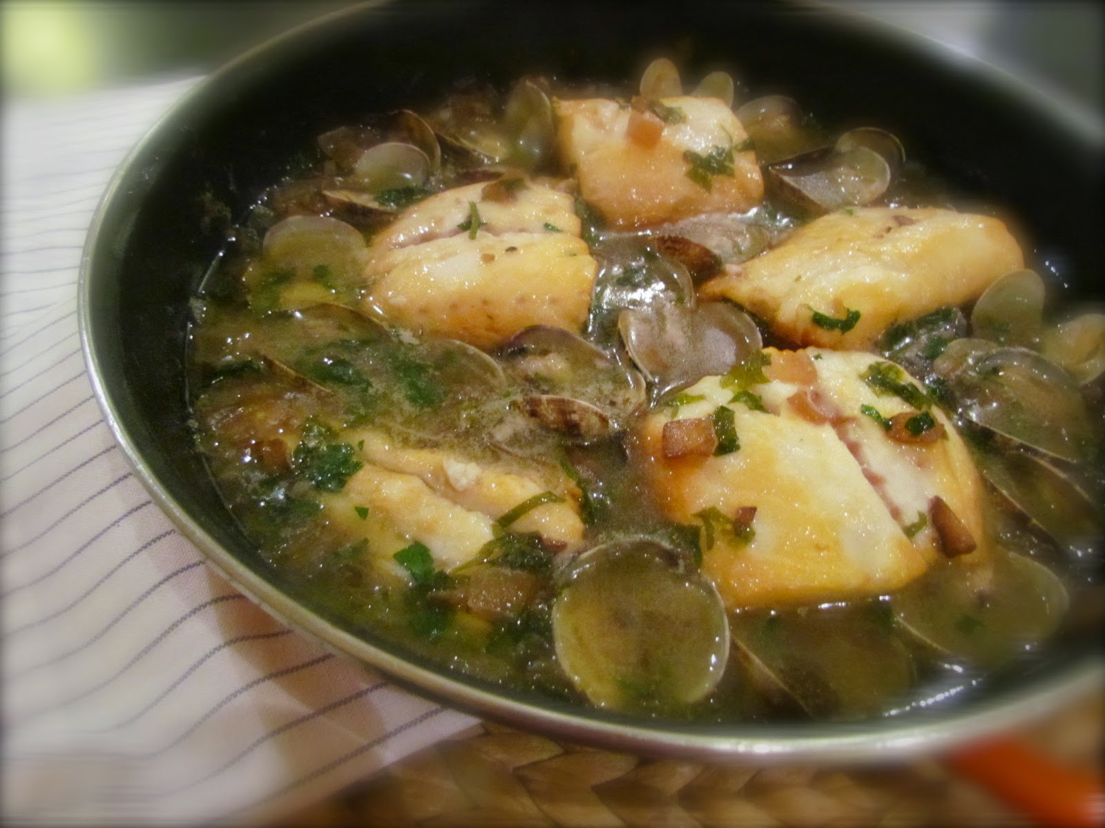 Mumandsons HAKE IN GREEN SAUCE MERLUZA EN SALSA VERDE