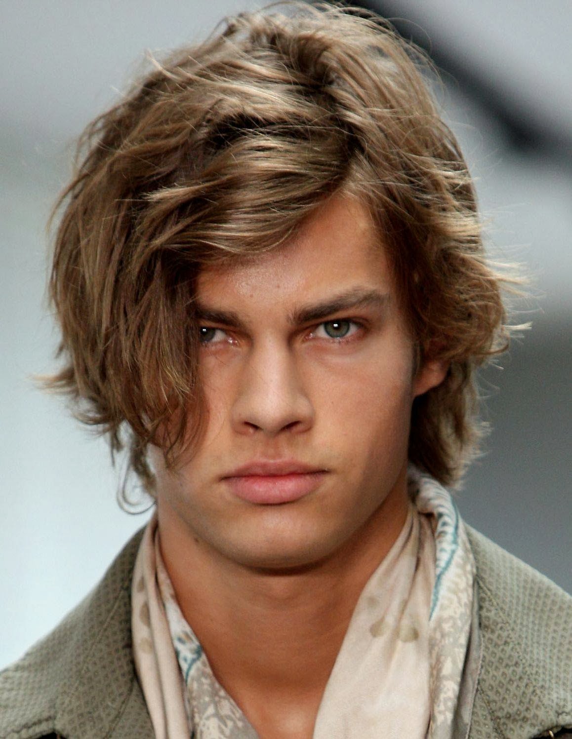 Moda Cabellos: Cortes de pelo para hombres con flequillo 2014