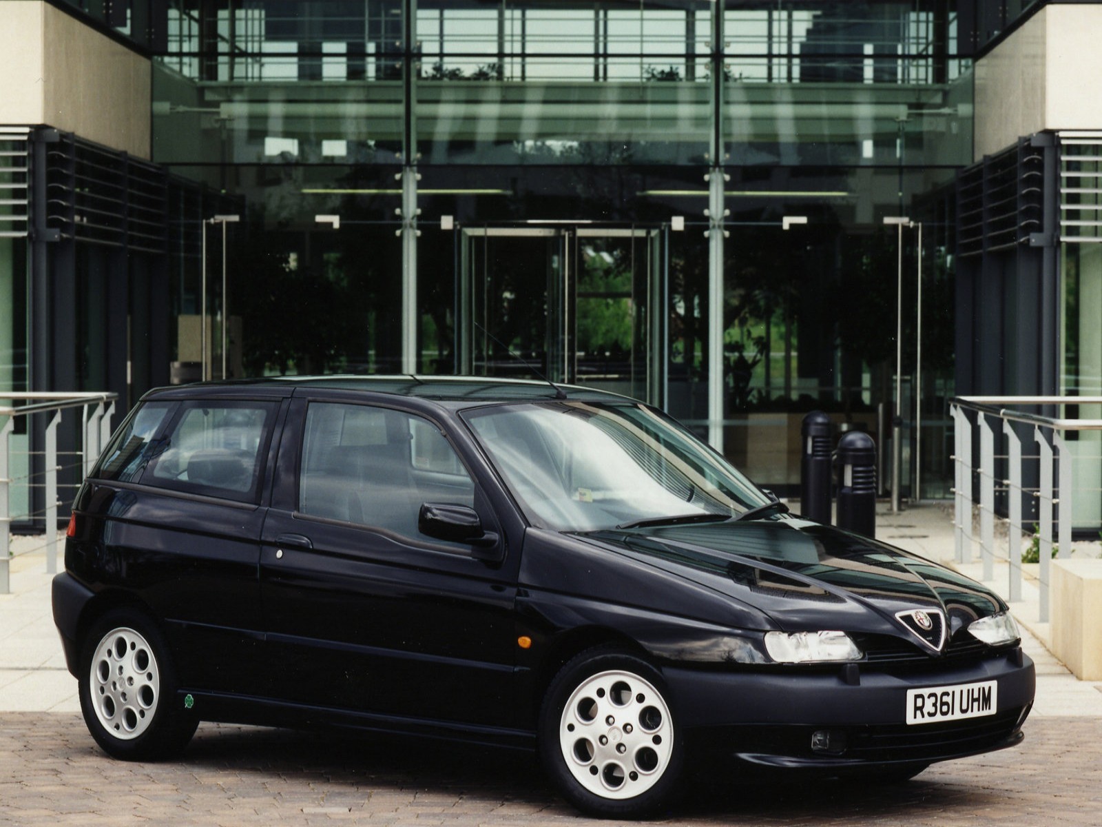 Car And Car Zone Alfa Romeo 145 1997 New Cars Car