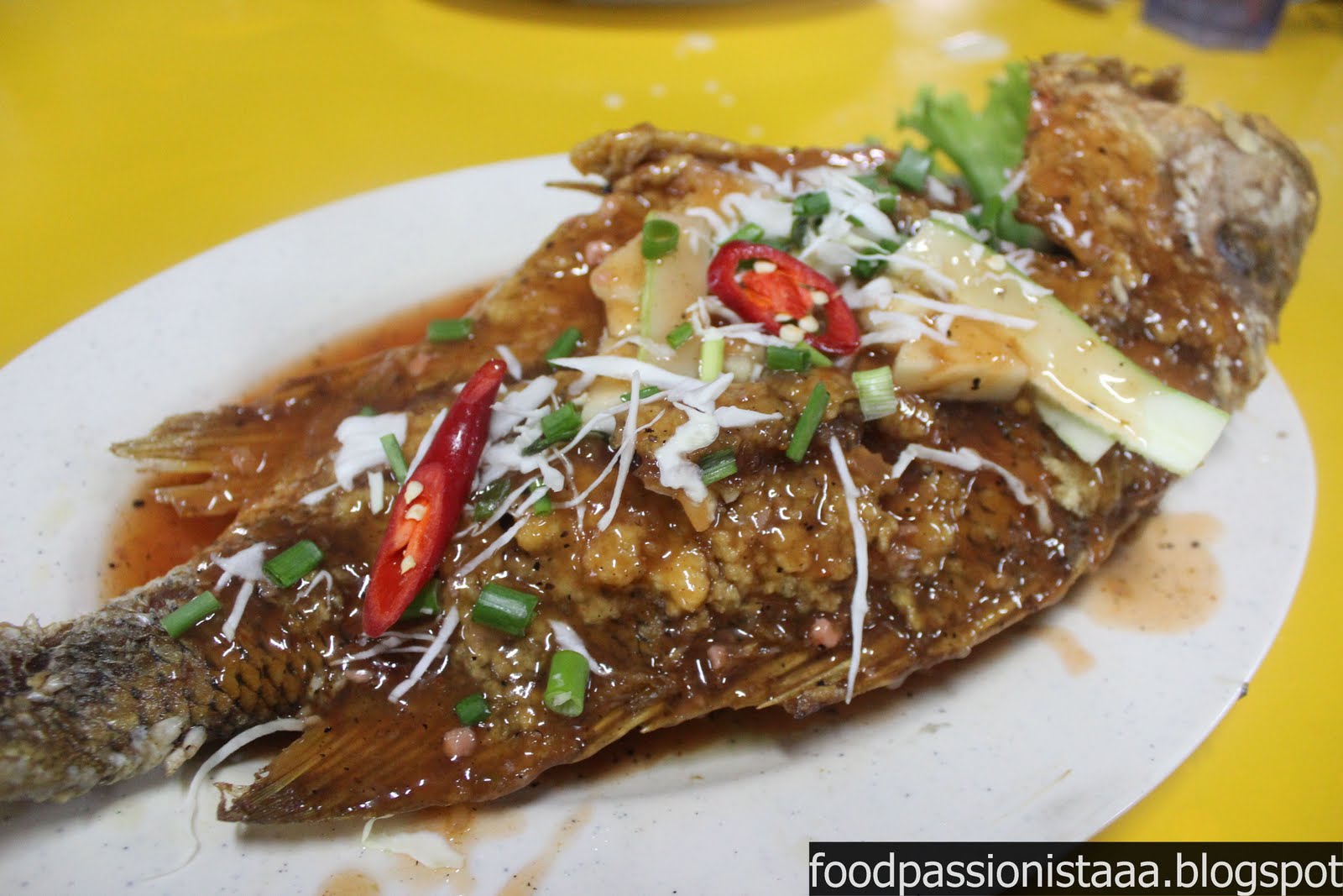 Mr & Mrs FoodPacker: Ikan Bakar Parameswara @ Pangkalan Pernu, Umbai