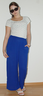 [Fashion] How to Style Palazzo Pants - I´m anchored: Simple T-Shirt and blue Palazzo Pants