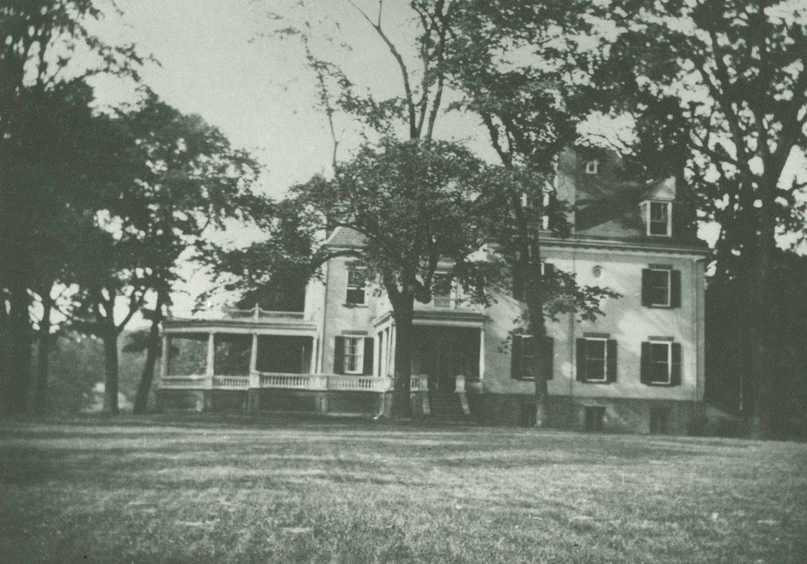 The Veranda Clermont\'s Spectacular Porch (that\'s now gone