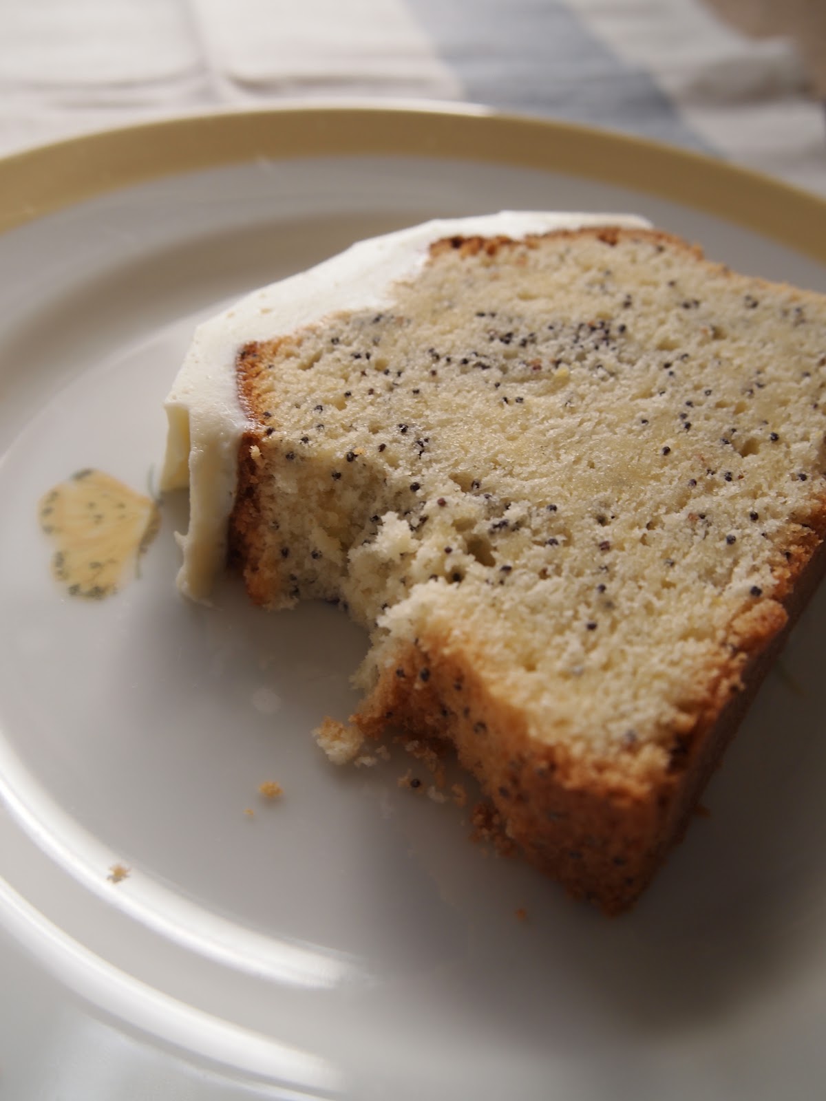 Green Banana レモンポピーシードケーキ