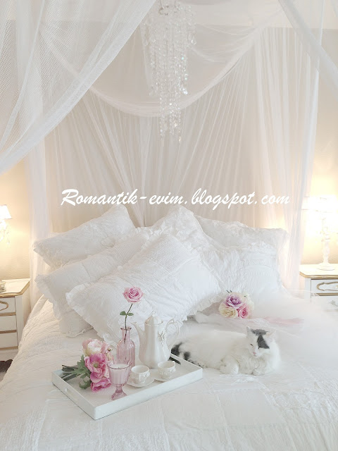 My Shabby Chic Home Romantik Evim Romantik Ev Romantik Ev My Bedroom Yatak Odasi Shabby Chic Beyaz Yatak Odasi
