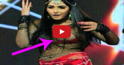 Ragini Dwivedi Wardrobe Malfunction At SIIMA Awards |NEWS DONATE